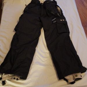 E408 boy's snow, ski, snowboarding pants small